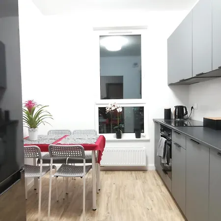 Mustsea - Sea View, Free Parking, Reception 24h شقة *